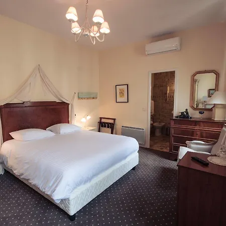 Les Armoiries Hotel Valbonne